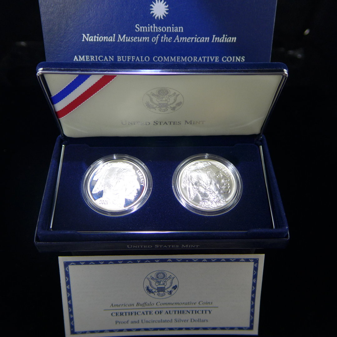 2001 P & D Commemorative Silver Dollars American Buffalo 2 Coin Set Uncirculated & Proof 